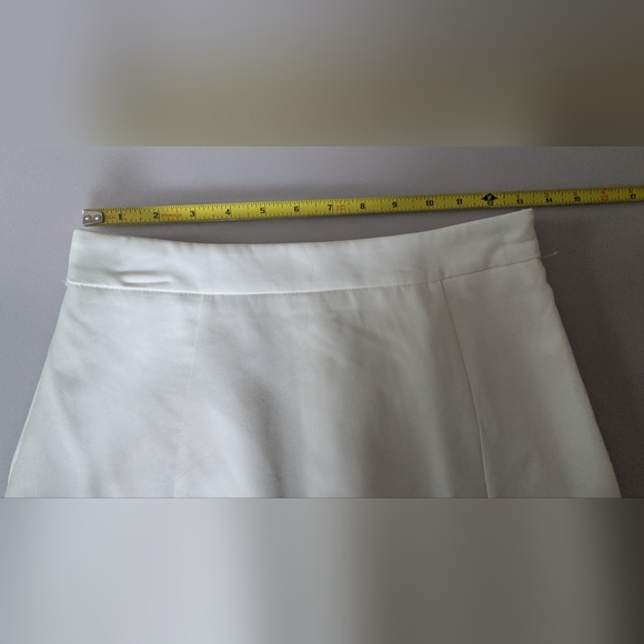 NWT, Missguided Dressy White Pencil Lined Mini Skirt With 2 Front Slits. Size 4 - Picture 15 of 16